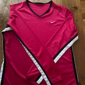 Beautiful pink Nike long sleeve shirt. Amazing condition.